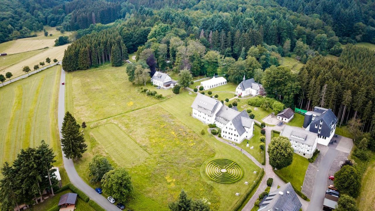 St. Bonifatius Hotel Winterberg Bagian luar foto